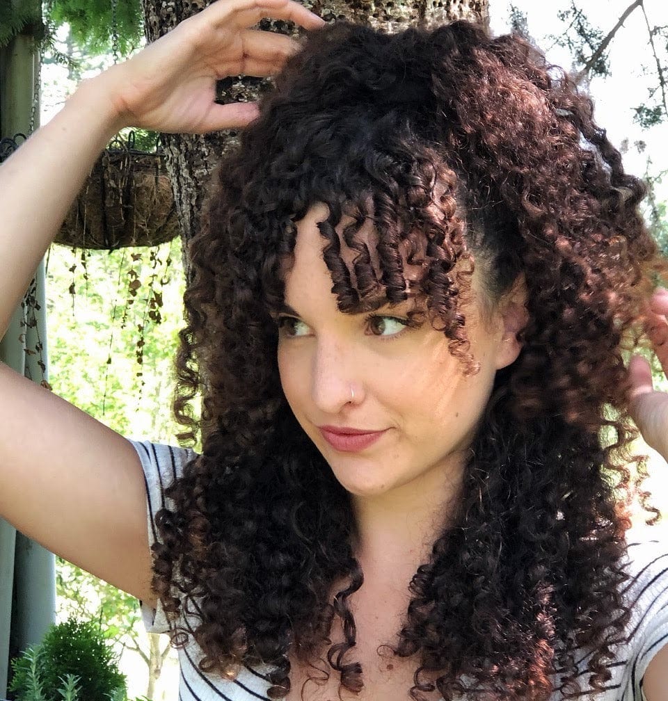 PONY-O is great for curly hair. Our unique shaping sequence holds even the curliest hair without damage. Easily removed without snagging or friction.